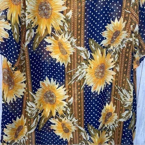 ASOS Curve Sheer Sunflower Blouse - Picture 3 of 4